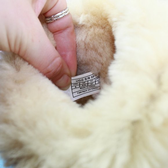 UGG Australia Classic Tall Winter Boots Sz 6 - Picture 10 of 10